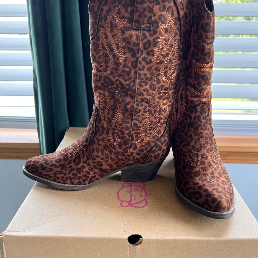 Sugar Brown Heeled Boots
